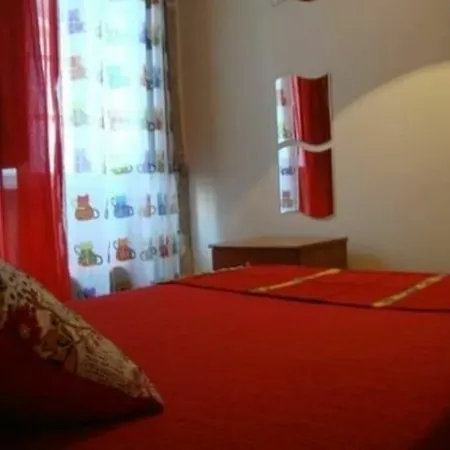 100068 4 Bedroom By Mo Santiago de Compostela